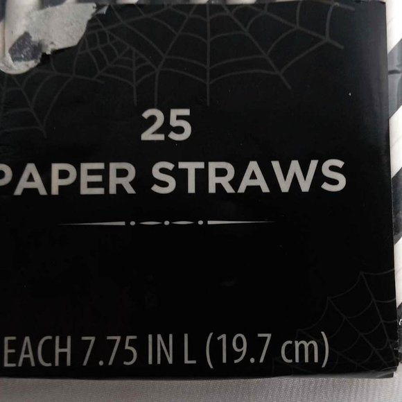 Black and White Striped Paper Straws 25 CT Gothic Party Décor NEW - Picture 3 of 5